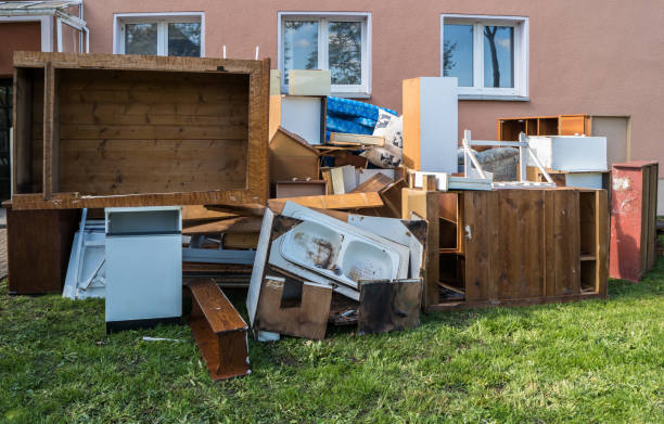 Best Demolition Debris Removal  in Tuscarawas, OH