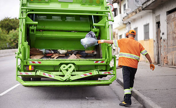 Best Construction Debris Removal  in Tuscarawas, OH